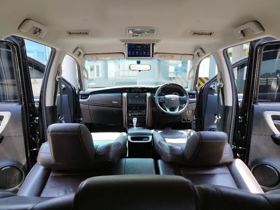 Foto Mobil Bekas Dashboard Toyota Fortuner 2.7 4X2 SRZ tahun 2019