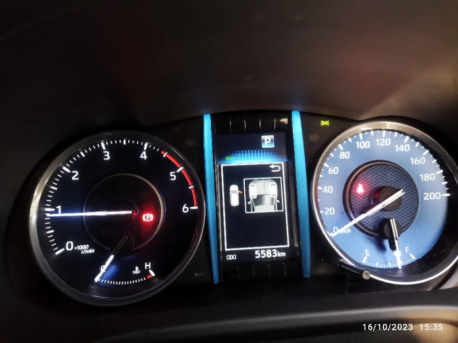 Foto Mobil Bekas Odometer Toyota Fortuner 2.8 4X2 VRZ tahun 2022