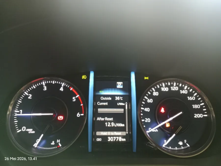 Foto Mobil Bekas Odometer Toyota Fortuner 2.8 4X2 VRZ tahun 2022