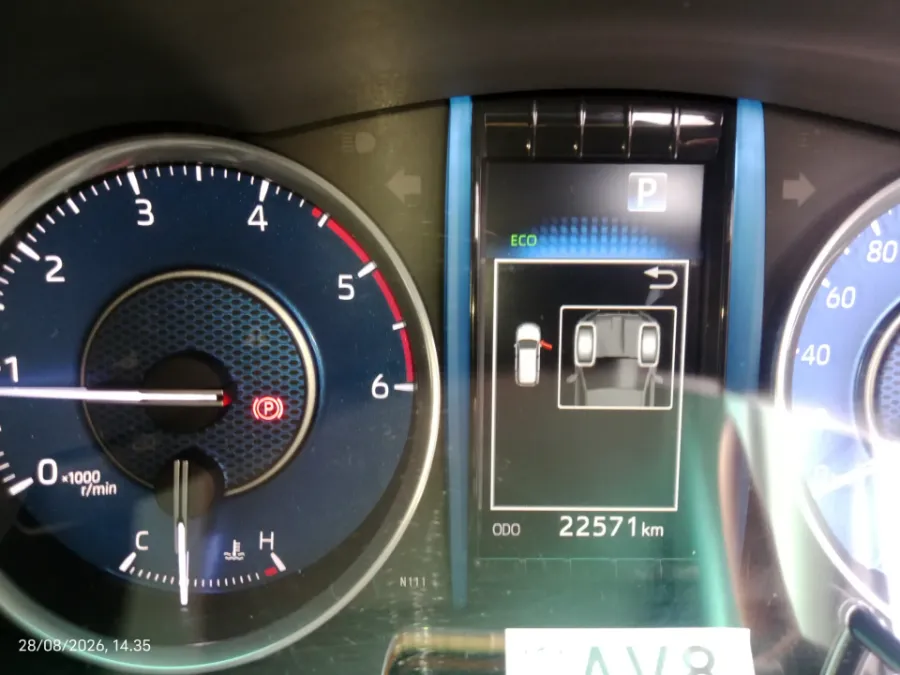 Foto Mobil Bekas Odometer Toyota Fortuner 2.8 4X2 VRZ tahun 2022