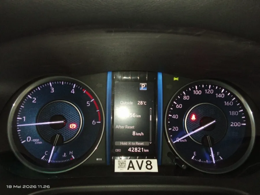 Foto Mobil Bekas Odometer Toyota Fortuner 2.8 4X2 VRZ tahun 2023