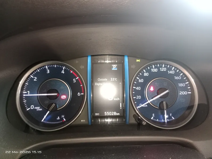 Foto Mobil Bekas Odometer Toyota Fortuner 2.8 4X2 VRZ tahun 2023