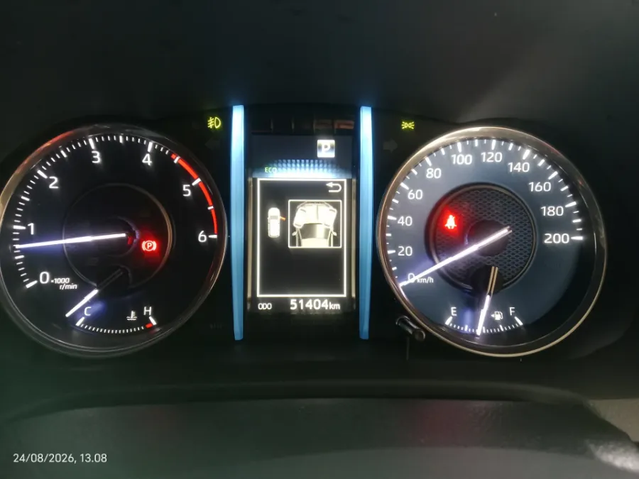 Foto Mobil Bekas Odometer Toyota Fortuner 2.8 4X2 VRZ tahun 2023