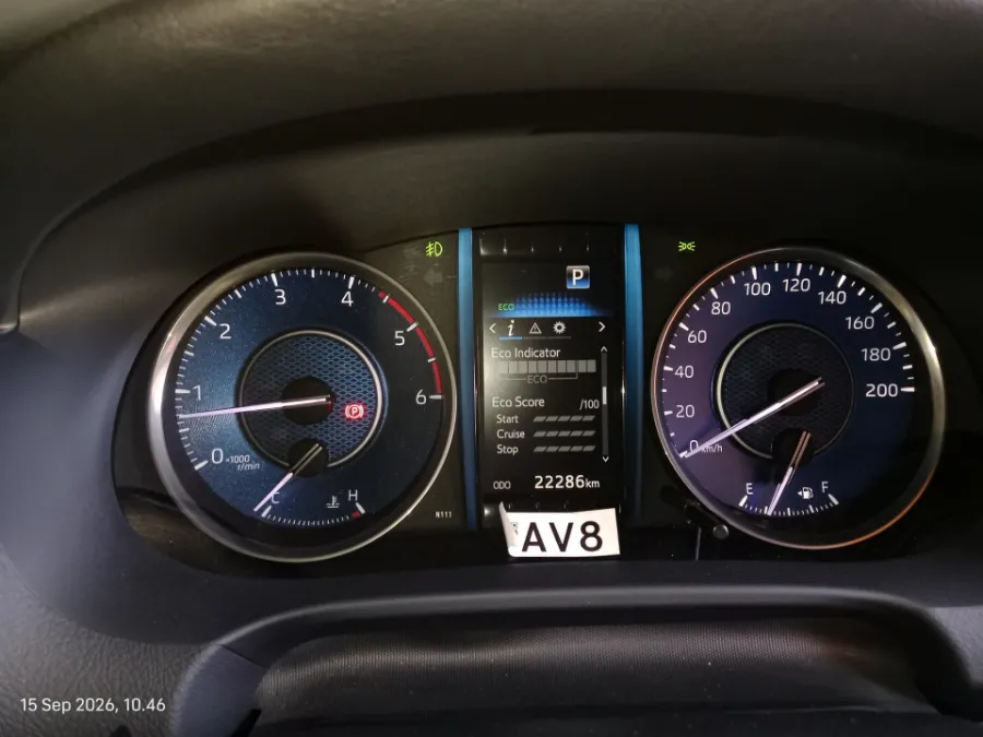 Foto Mobil Bekas Odometer Toyota Fortuner 2.8 4X2 VRZ tahun 2025