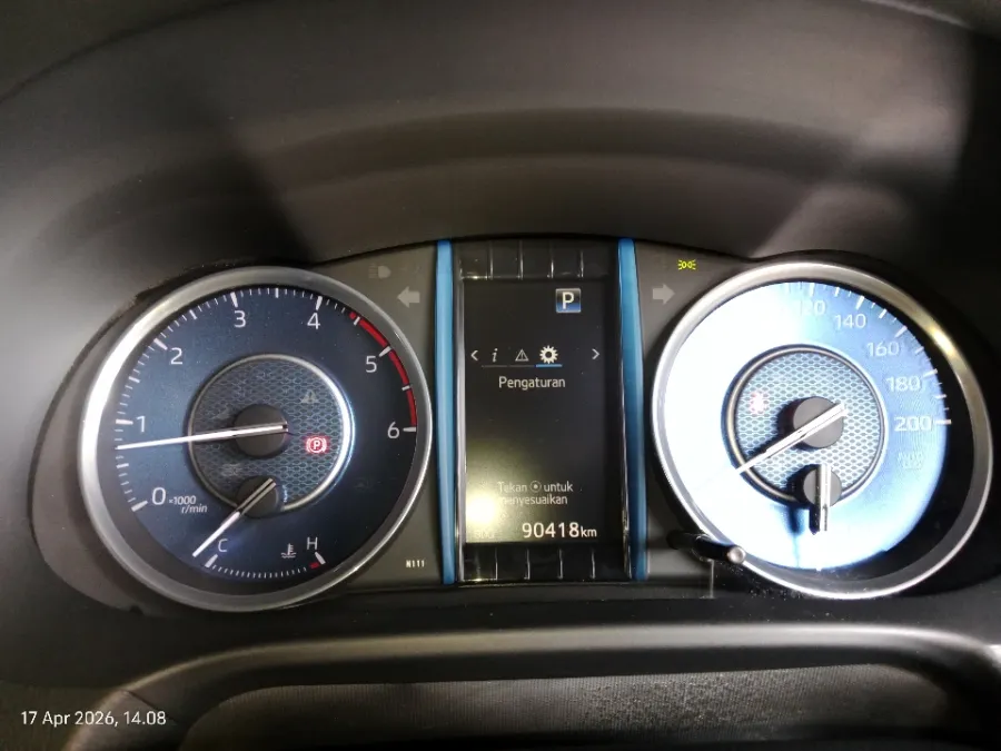Foto Mobil Bekas Odometer Toyota Fortuner 2.8 4X4 VRZ tahun 2022