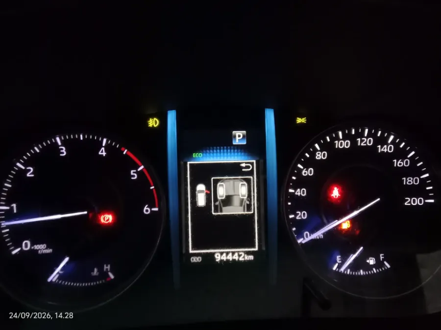 Foto Mobil Bekas Odometer Toyota Fortuner 2.8 4X4 VRZ tahun 2022