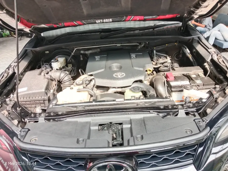 Foto Mobil Bekas Mesin Toyota Fortuner 2.8 VRZ TSS tahun 2024