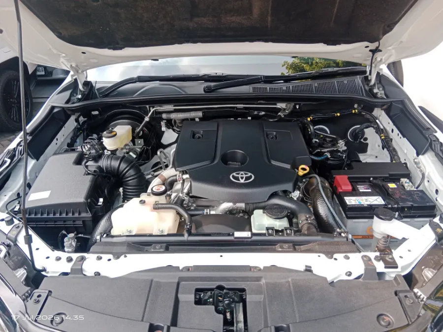 Foto Mobil Bekas Mesin Toyota Fortuner 2.8 VRZ TSS tahun 2026