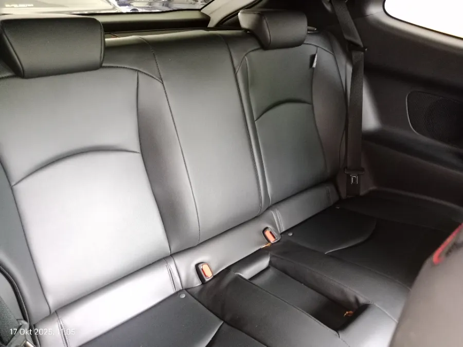 Foto Mobil Bekas Kabin Belakang Toyota GR Yaris 1.6 tahun 2022