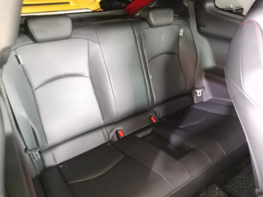 Foto Mobil Bekas Kabin Belakang Toyota GR Yaris 1.6 tahun 2022