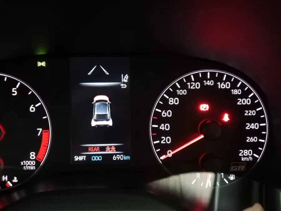 Foto Mobil Bekas Odometer Toyota GR Yaris 1.6 tahun 2022
