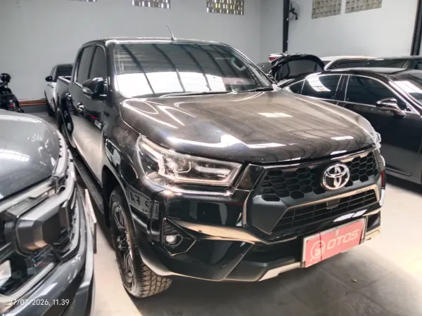 2025 Toyota Hilux 2.4 G D-Cab - Foto 1 dari 6