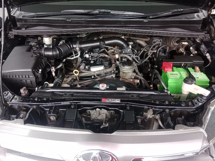 Foto Mobil Bekas Mesin Toyota Kijang Innova 2.0 tahun 2017