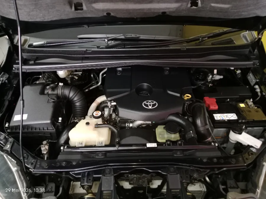 Foto Mobil Bekas Mesin Toyota Kijang Innova 2.0 tahun 2022