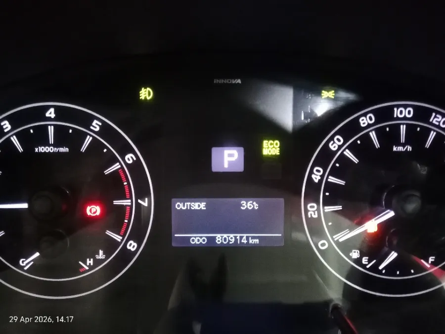 Foto Mobil Bekas Odometer Toyota Kijang Innova 2.0 G tahun 2017