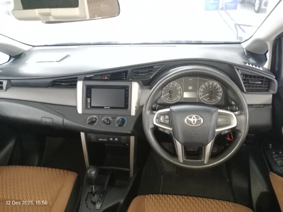 Foto Mobil Bekas Dashboard Toyota Kijang Innova 2.0 G tahun 2019