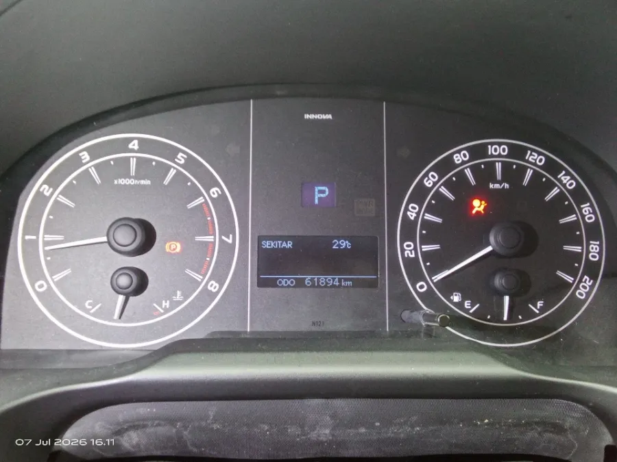 Foto Mobil Bekas Odometer Toyota Kijang Innova 2.0 G tahun 2019