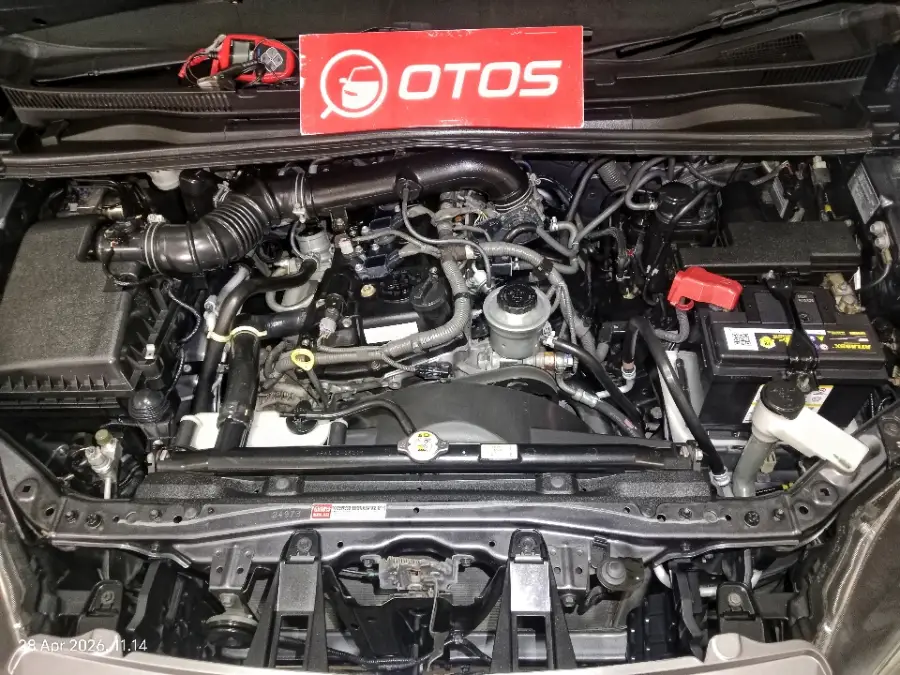 Foto Mobil Bekas Mesin Toyota Kijang Innova 2.0 G tahun 2020