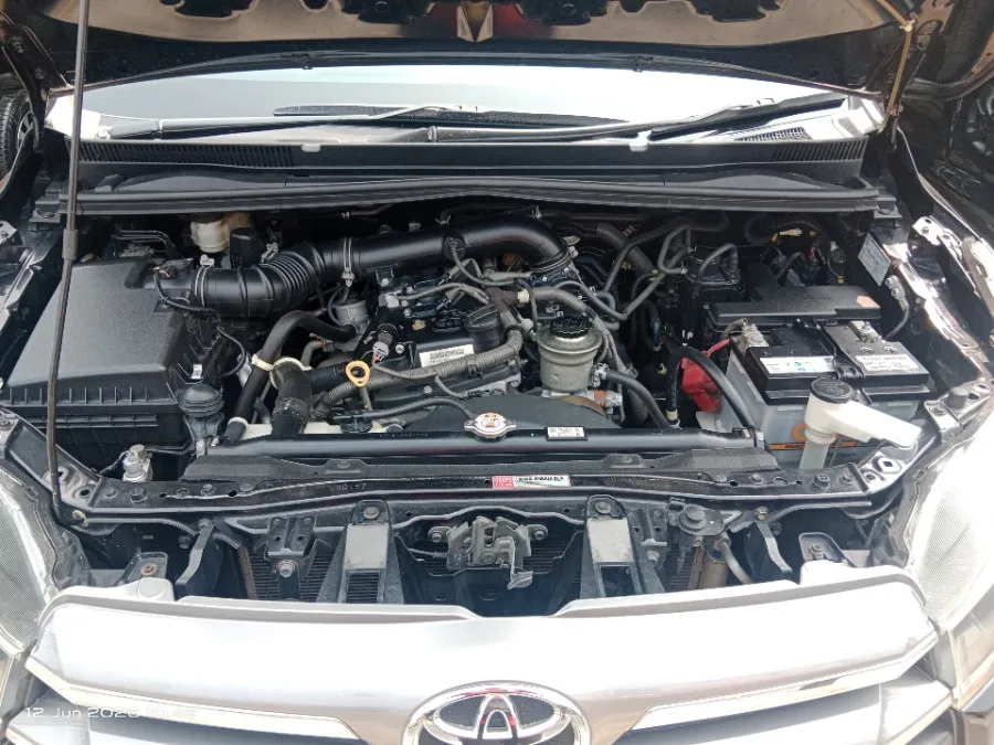 Foto Mobil Bekas Mesin Toyota Kijang Innova 2.0 G tahun 2020