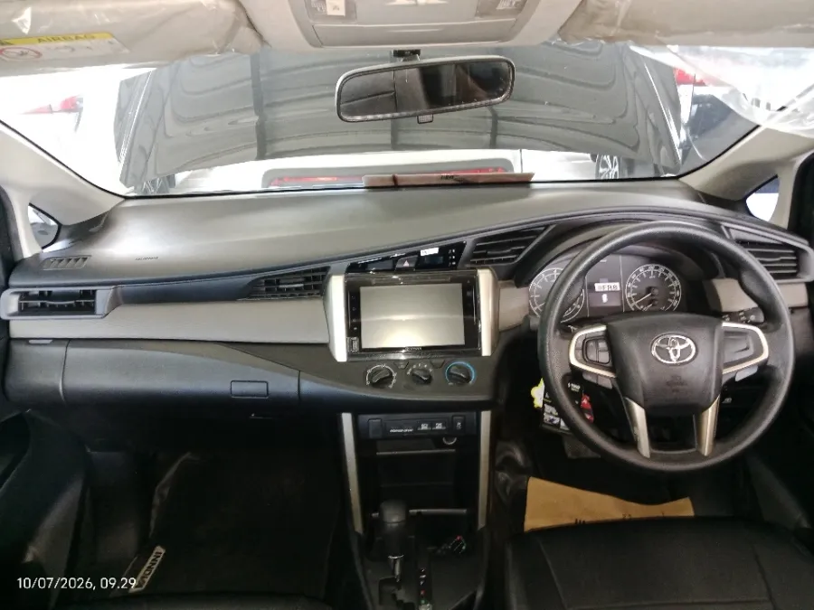 Foto Mobil Bekas Dashboard Toyota Kijang Innova 2.0 G tahun 2021