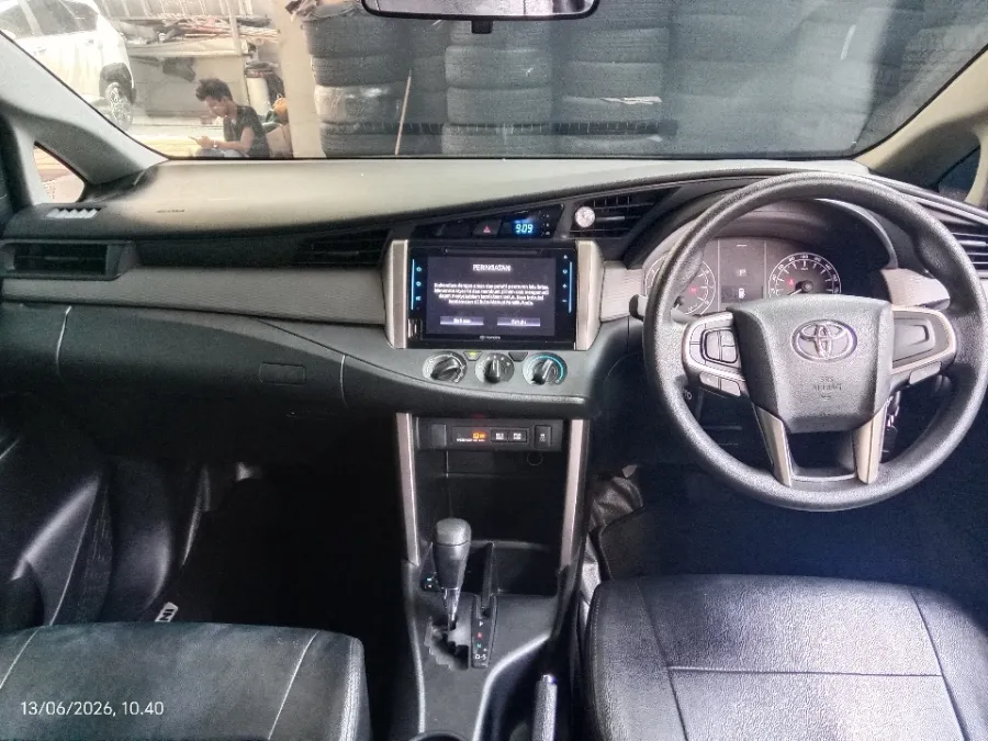 Foto Mobil Bekas Dashboard Toyota Kijang Innova 2.0 G tahun 2021