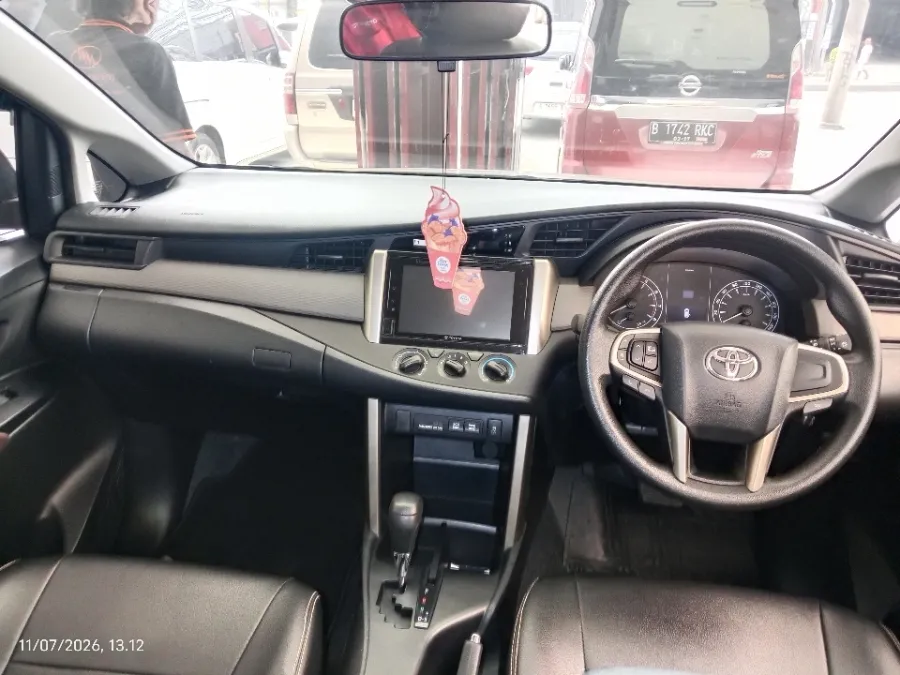 Foto Mobil Bekas Dashboard Toyota Kijang Innova 2.0 G tahun 2022