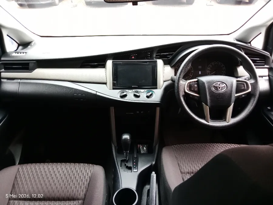 Foto Mobil Bekas Dashboard Toyota Kijang Innova 2.0 G tahun 2022