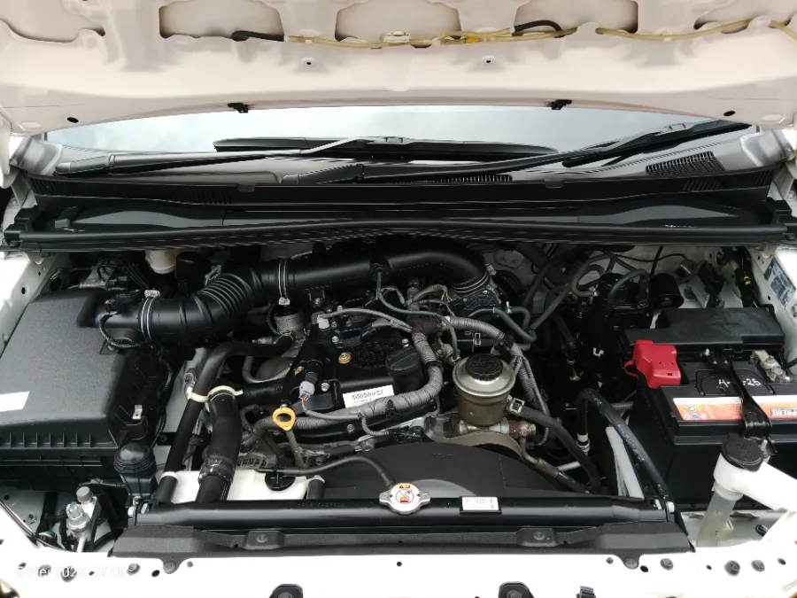 Foto Mobil Bekas Mesin Toyota Kijang Innova 2.0 G tahun 2022