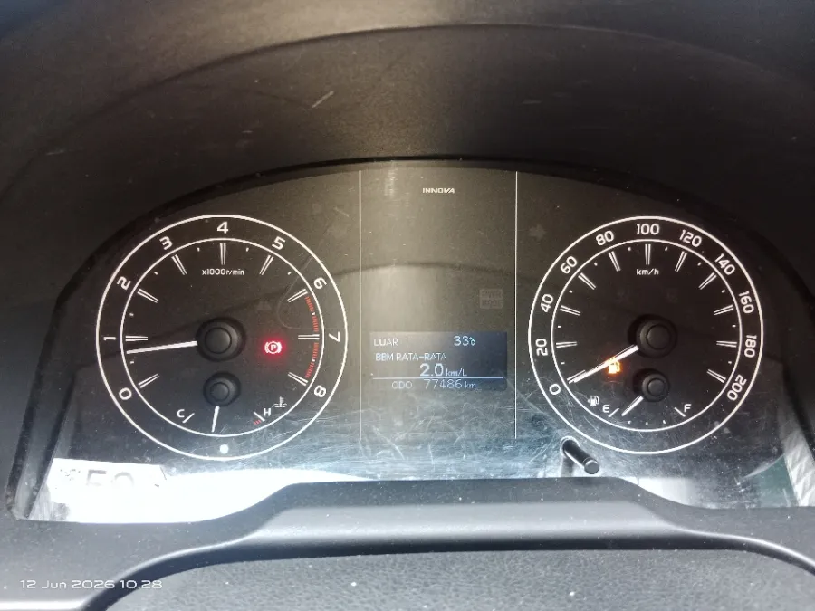 Foto Mobil Bekas Odometer Toyota Kijang Innova 2.0 G tahun 2022