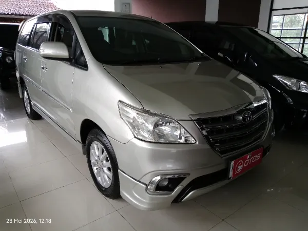 2012 Toyota Kijang Innova 2.0 V