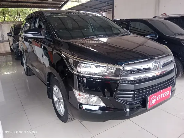 2016 Toyota Kijang Innova 2.0 V - Foto 1 dari 6