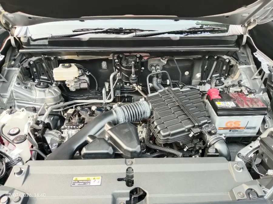 Foto Mobil Bekas Mesin Toyota Kijang Innova 2.0 Zenix G HV CVT tahun 2023