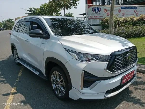 2022 Toyota Kijang Innova 2.0 Zenix Q HV CVT TSS Modellista