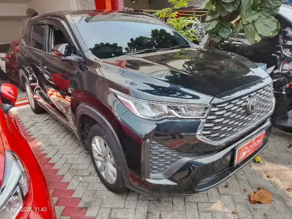 2023 Toyota Kijang Innova 2.0 Zenix V CVT