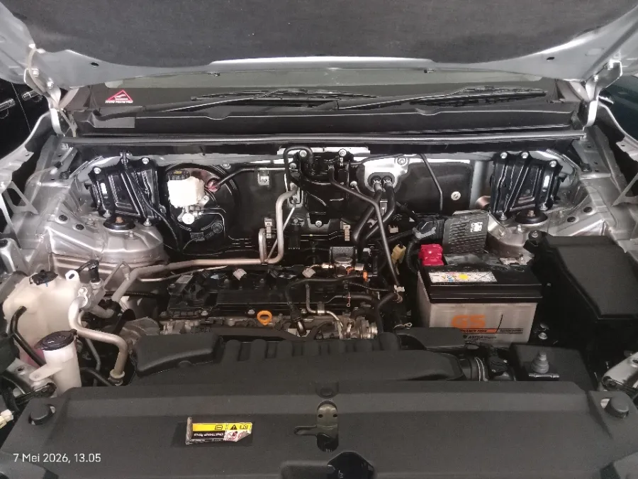 Foto Mobil Bekas Mesin Toyota Kijang Innova 2.0 Zenix V CVT tahun 2023