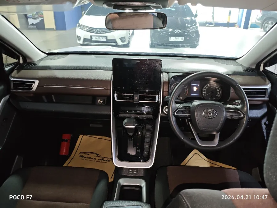 Foto Mobil Bekas Dashboard Toyota Kijang Innova 2.0 Zenix V CVT tahun 2024