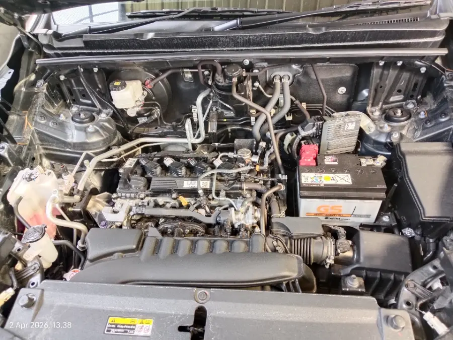 Foto Mobil Bekas Mesin Toyota Kijang Innova 2.0 Zenix V CVT tahun 2025