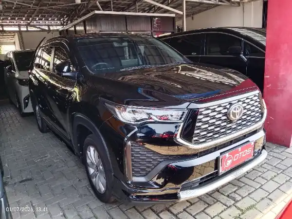 2025 Toyota Kijang Innova 2.0 Zenix V HV CVT