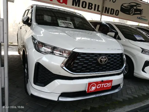 2023 Toyota Kijang Innova 2.0 Zenix V HV CVT Modellista