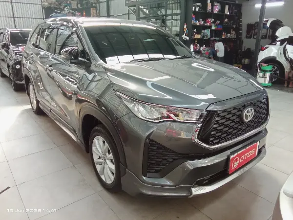 2024 Toyota Kijang Innova 2.0 Zenix V HV CVT Modellista