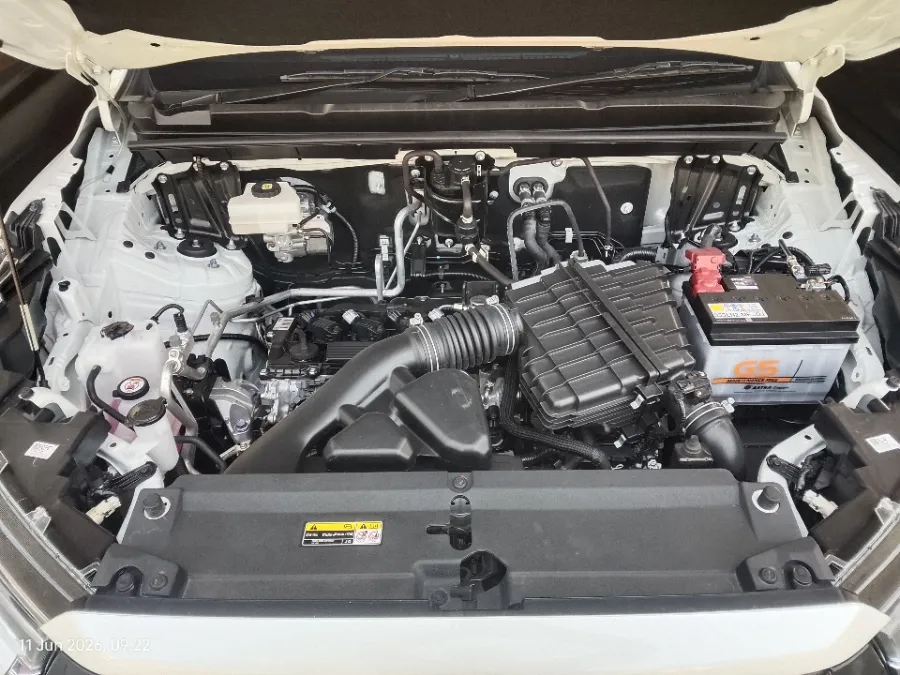 Foto Mobil Bekas Mesin Toyota Kijang Innova 2.0 Zenix V HV CVT Modellista tahun 2025