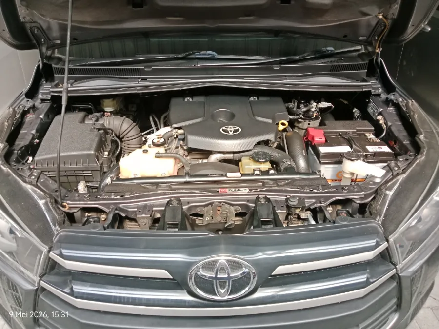 Foto Mobil Bekas Mesin Toyota Kijang Innova 2.4 G tahun 2016