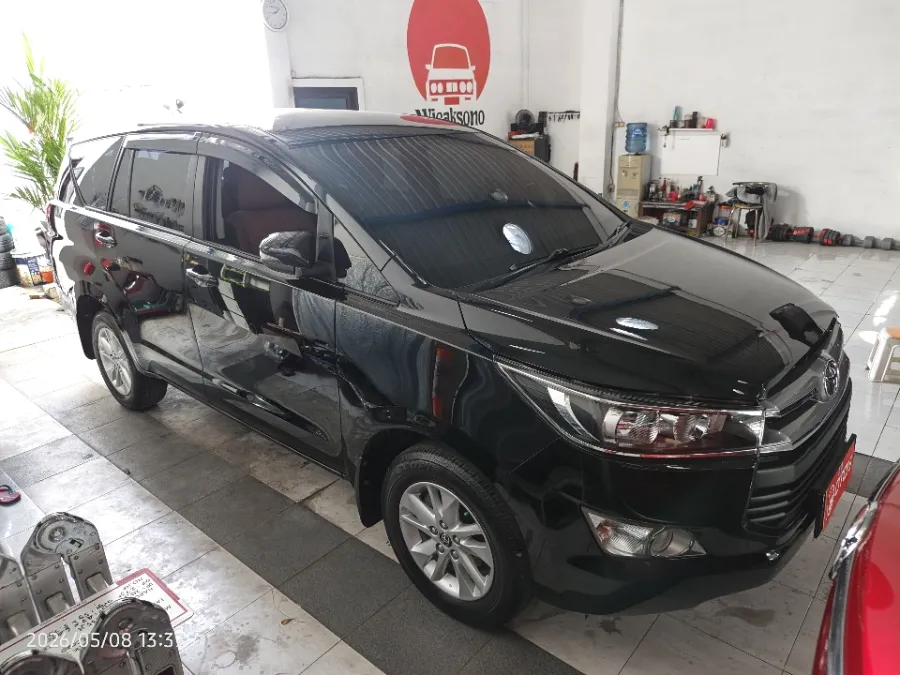 Foto Mobil Bekas Kanan Depan Toyota Kijang Innova 2.4 G tahun 2019