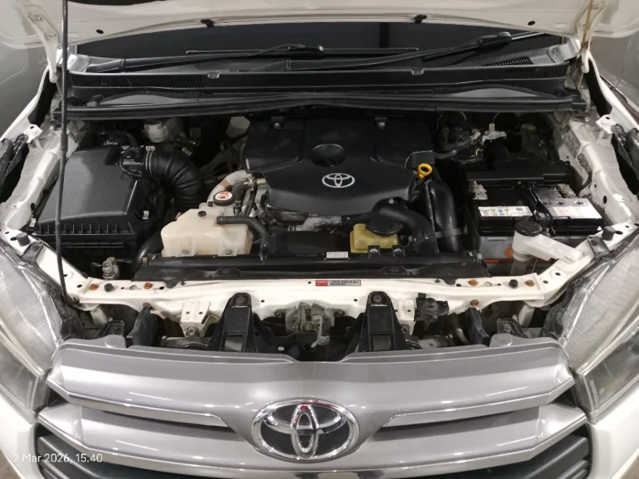 Foto Mobil Bekas Mesin Toyota Kijang Innova 2.4 G tahun 2019
