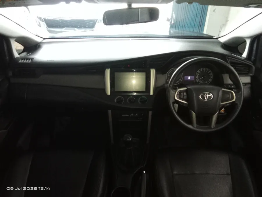 Foto Mobil Bekas Dashboard Toyota Kijang Innova 2.4 G tahun 2022