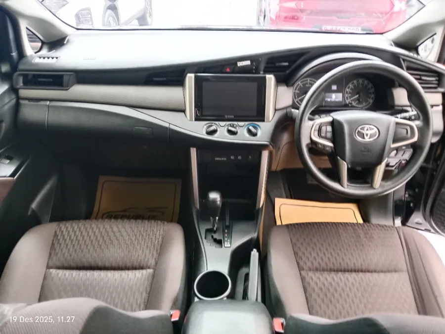 Foto Mobil Bekas Dashboard Toyota Kijang Innova 2.4 G tahun 2022
