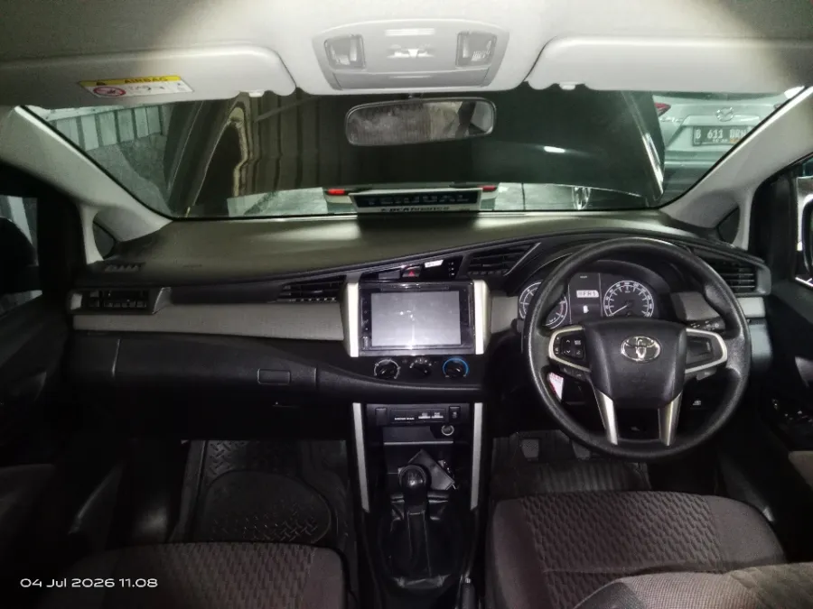 Foto Mobil Bekas Dashboard Toyota Kijang Innova 2.4 G tahun 2023