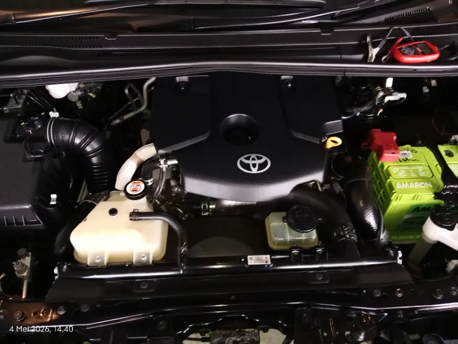 Foto Mobil Bekas Mesin Toyota Kijang Innova 2.4 G tahun 2023