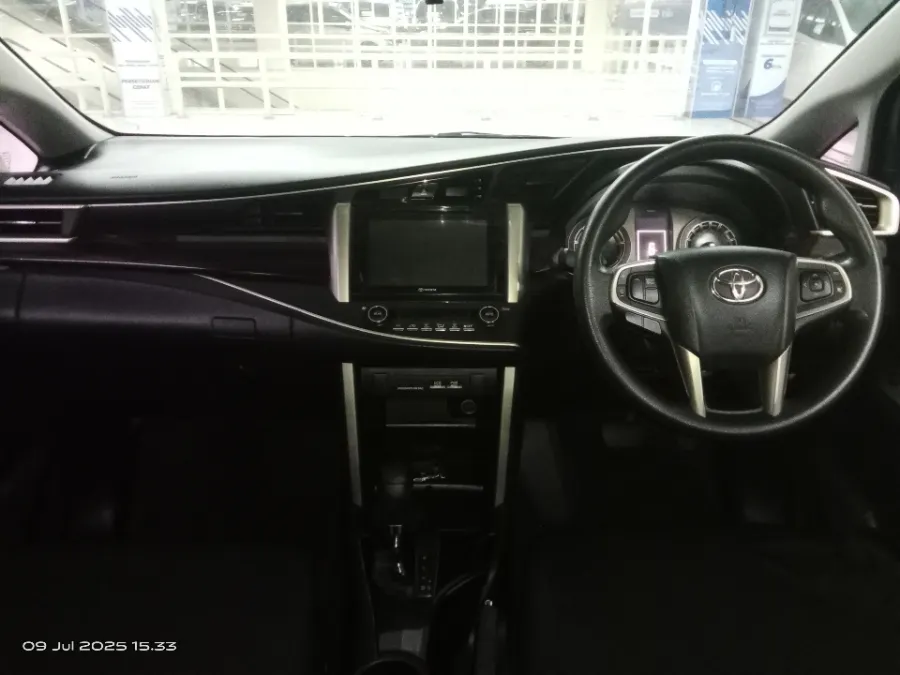 Foto Mobil Bekas Dashboard Toyota Kijang Innova 2.4 V tahun 2018