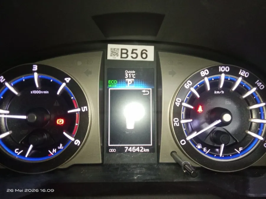 Foto Mobil Bekas Odometer Toyota Kijang Innova 2.4 V tahun 2019